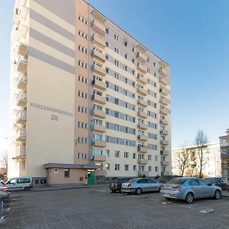 Artemis Apartament アパート